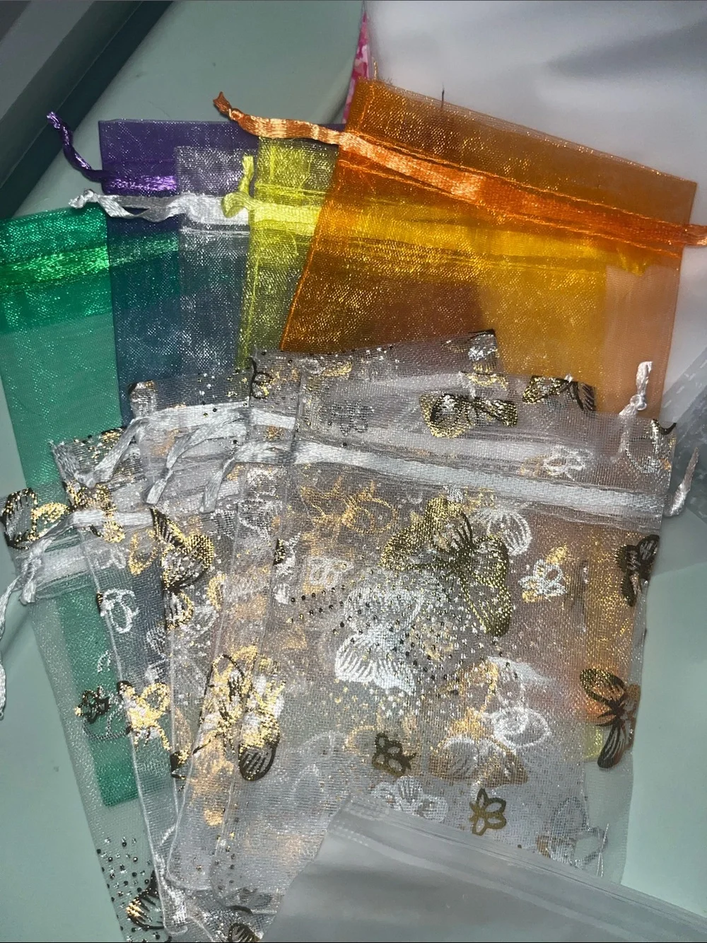 100+ Piece Poly Bundle